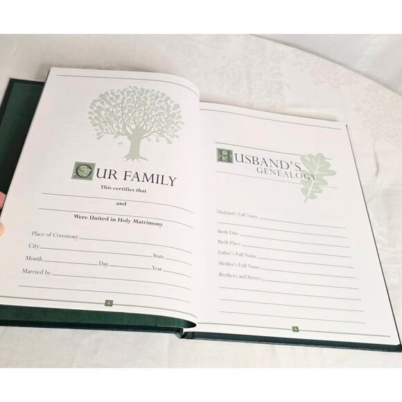 Vtg Our Family Tree A History of Our Family Book by Poplar Books 1977 Hardcover - Picture 5 of 6